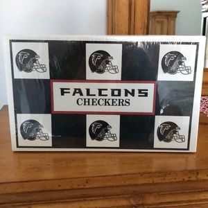 Falcons checker set